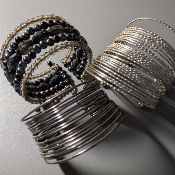 Multistrand Metal Cuff Bracelets Lot of 3 Costume Jewelry Pre Owned Great Cond - Picture 3 of 5